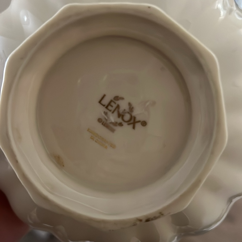 Vintage Lenox Symphony White With Gold Gilt Trim Ruffles Bowl Dish - Picture 5 of 8